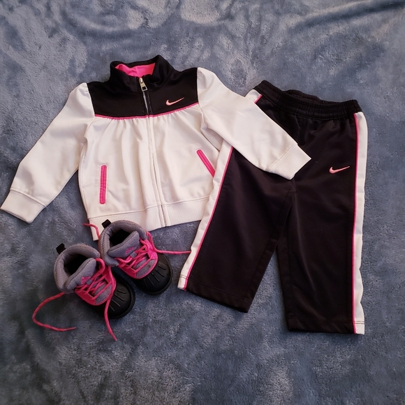 infant girl nike tracksuit